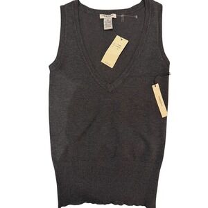 Vertigo Paris Sleeveless Knit Sweater Vest XS Gray V-Neck Office Old Money NWT